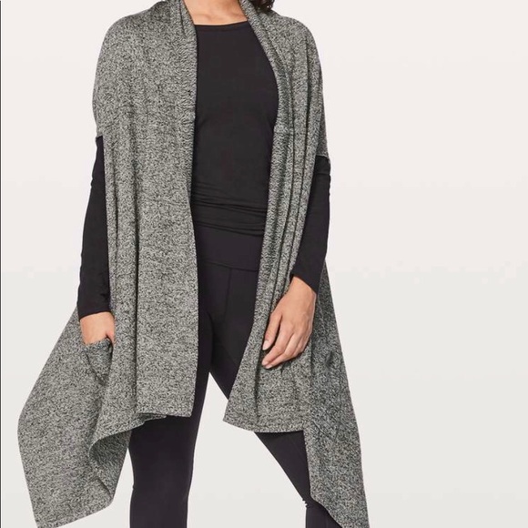 Lululemon Live Freely Wrap BLK/ANWI/O/S - Picture 1 of 5